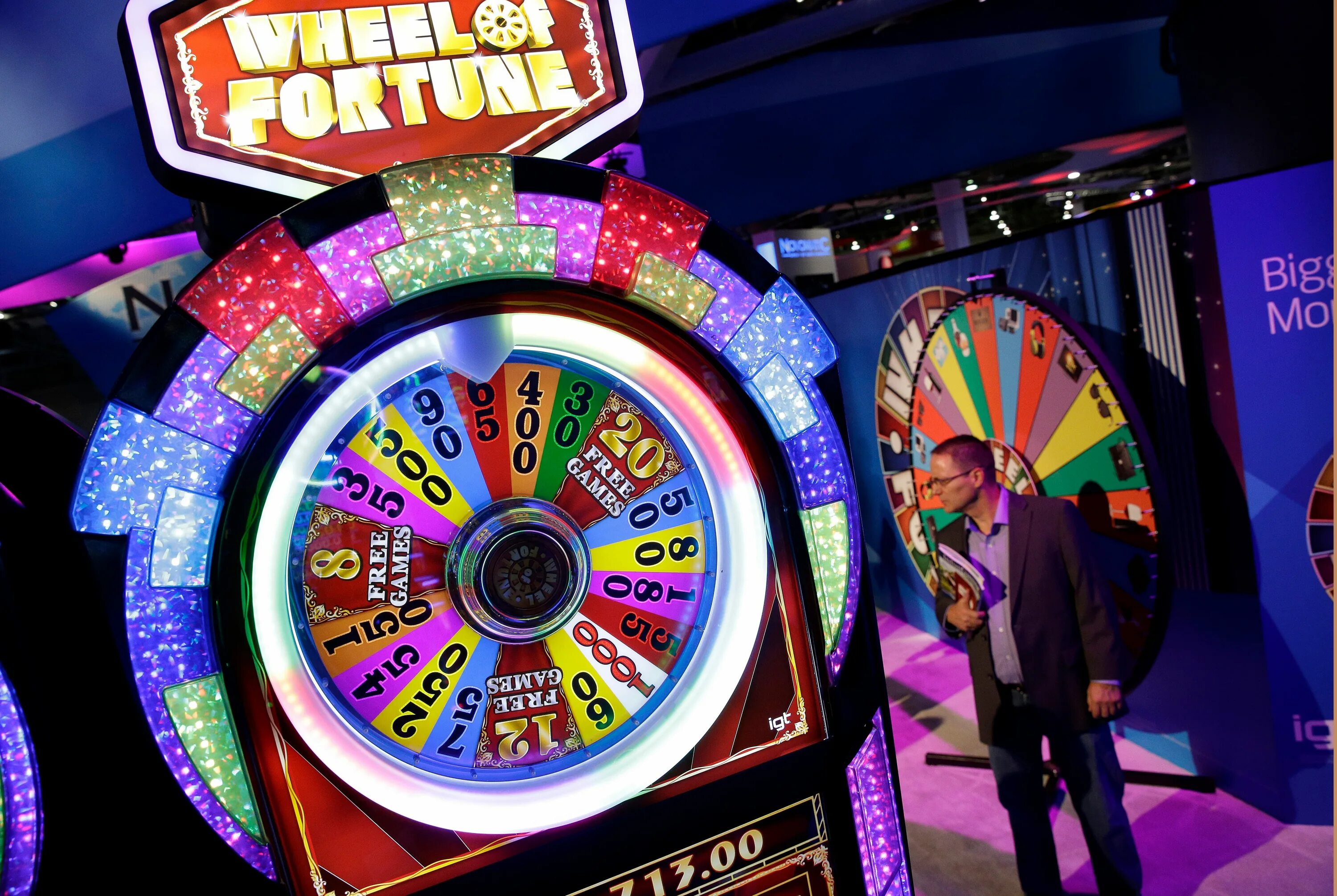 Wheel of Fortune колесо. Слот автомат Wheel of Fortune. Wheel of Fortune поле чудес. Колесо фортуны казино. Casino wheel of fortune