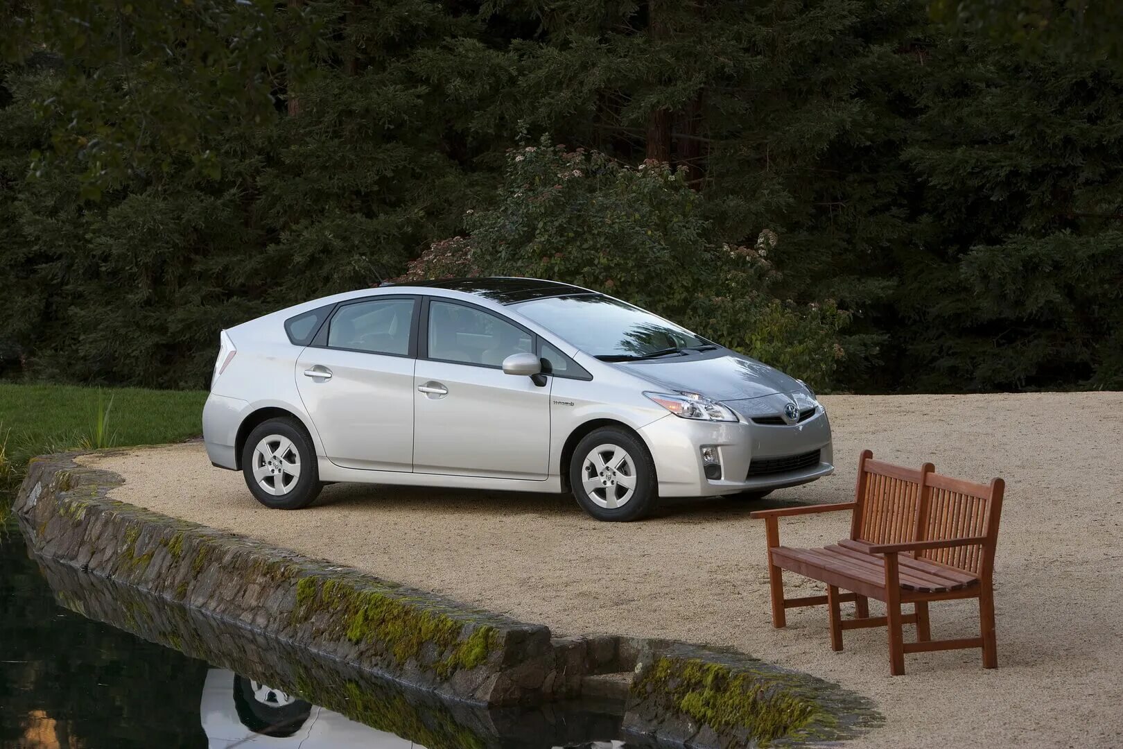 Тойота руками фото. Тойота приус гибрид 2009. toyota prius 2010. toyota prius hybrid 2010. toyota prius v 2010.