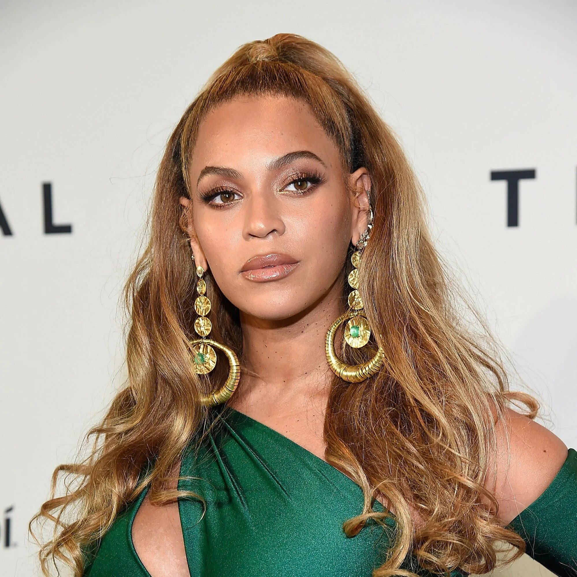 Бенси. Бейонсе 2024. Бейонсе ноулз 2021. Бейонсе 2022. Бейонсе и джей зи 2022.