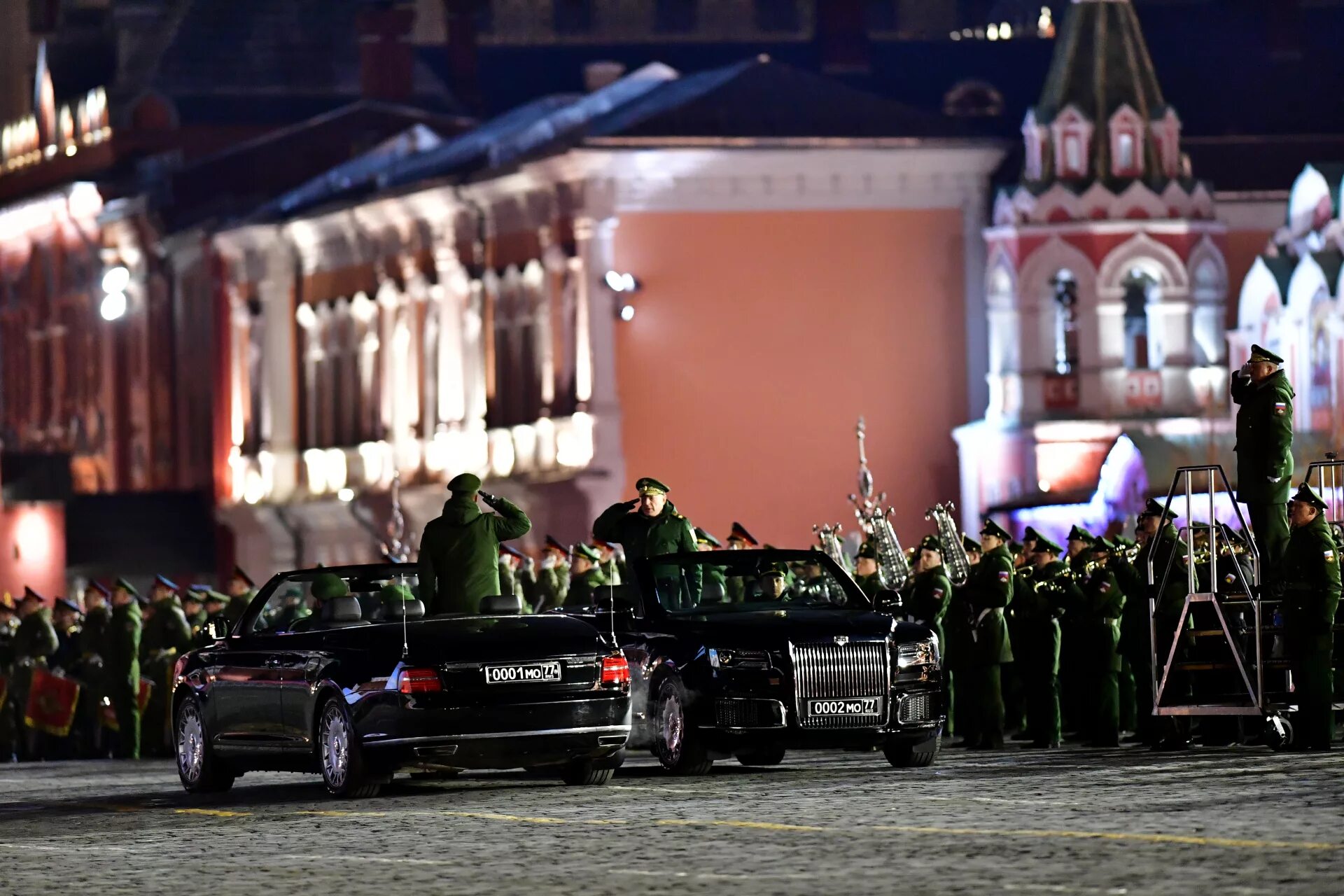 Репетиция парада Победы на красной площади. Репетиция парада Победы в Москве. Москва репетиция парада Победы 2018. Ночная репетиция парада Победы.