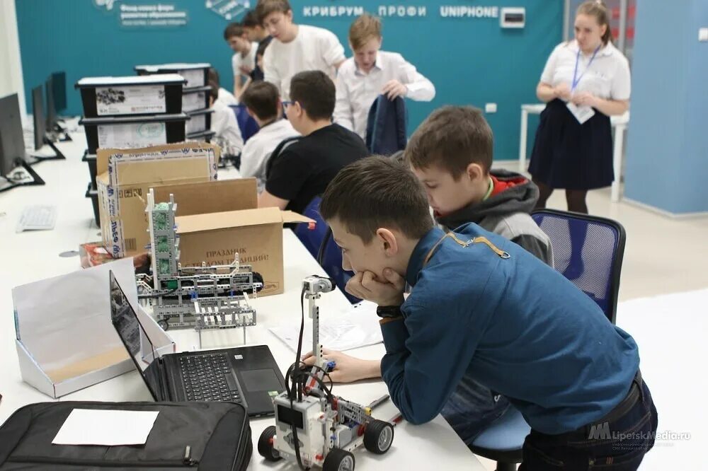 Руководитель нлмк. Инженер изобретатель. Инженер липецк. Инженер липецк. Павел краюшкин рыбинск.