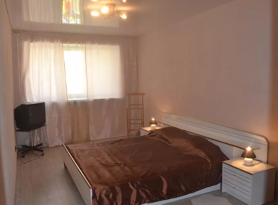 Продам спальную. Кровать 1700 2100. Спальни в молдове. Продам спальную. Продам спальную.