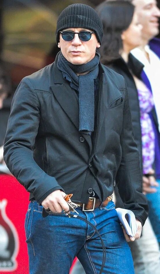 David Beckham is spotted in Paris with wife Victoria David beckham style, Mens s