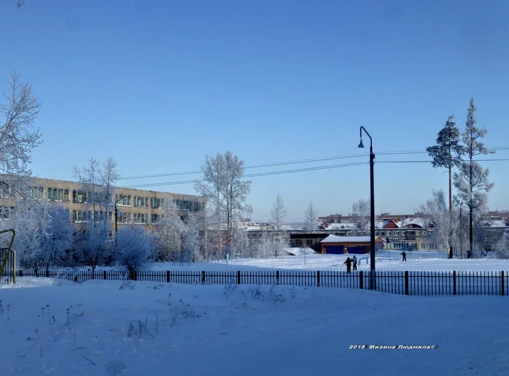 Школа 14 Братск. Братск 16 школа стадион. Братск ул Курчатова школа 35 стадион. Школа 16 братск