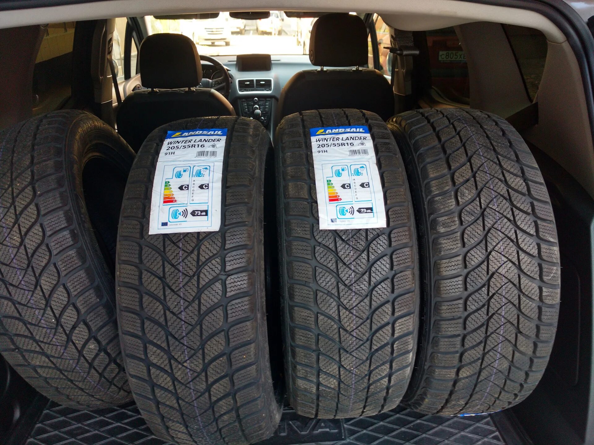 Goodyear vector 4seasons gen-3 suv. R55. R55. Mini cooper s clubman 2011. Mini cooper clubman 2009.