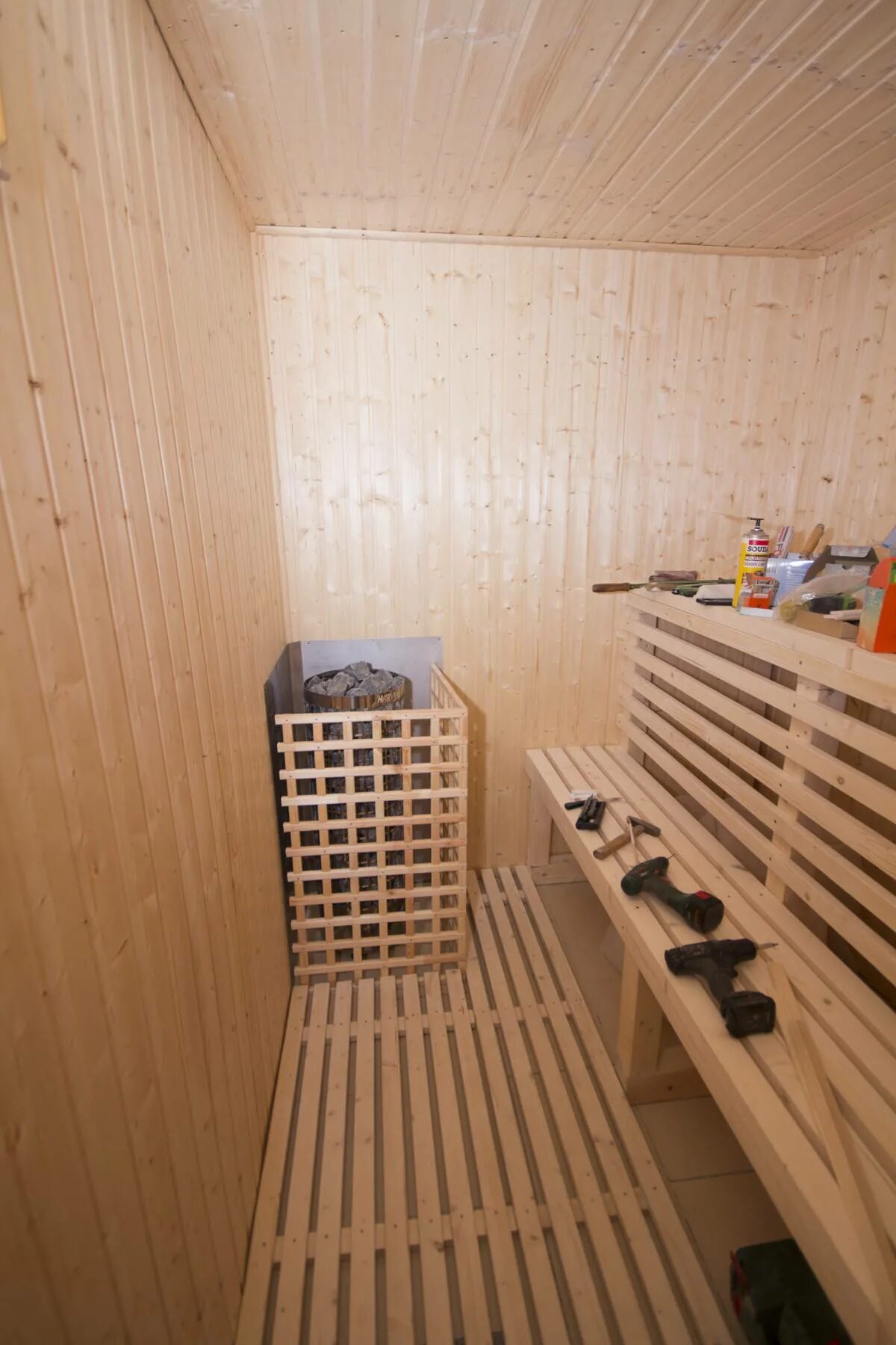 Отделка бани внутри. Сауна для дачи отделка. Баня 3на3 баня. Парилка 1800х1800. Отделка бани своими руками.