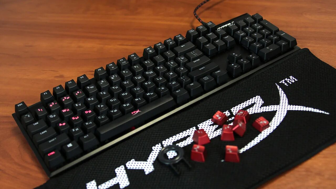 Hyperx alloy fps подсветка. Механическая клавиатура hyperx. разбитая клавиатура hyperx. механическая клавиатура расш 4к. клавиатура хайпер х мембранная tirbute 1.