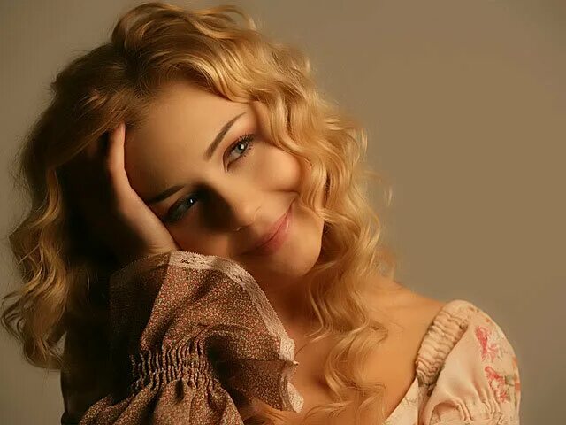 Ничто не красит женщину, как счастье! (Татьяна Лялина) / Стихи.ру