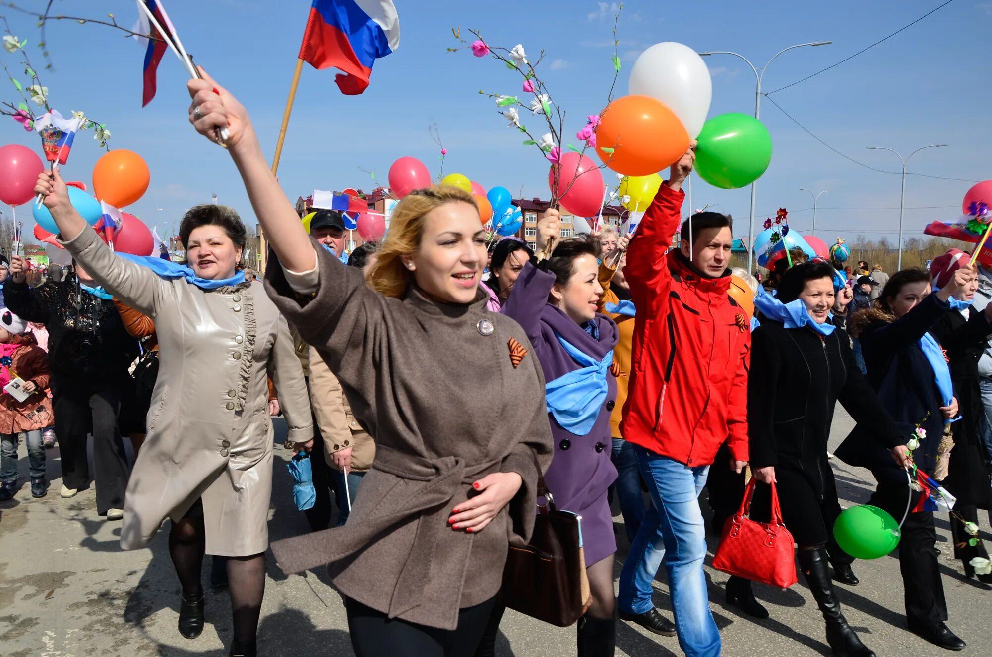 Кто рождается 1 мая. Праздники в мае для школьников. Фото 1 мая день весны и труда. Фотографии с праздником 1 мая. Фотографии 1 мая праздник весны и труда.