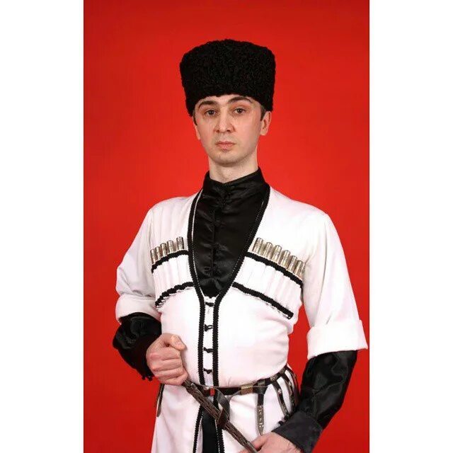 Евкуров юнус-бек глава ингушетии. Азамат беков и рената. Бека бека локомотив москва. Бек национальность. Имя бека.