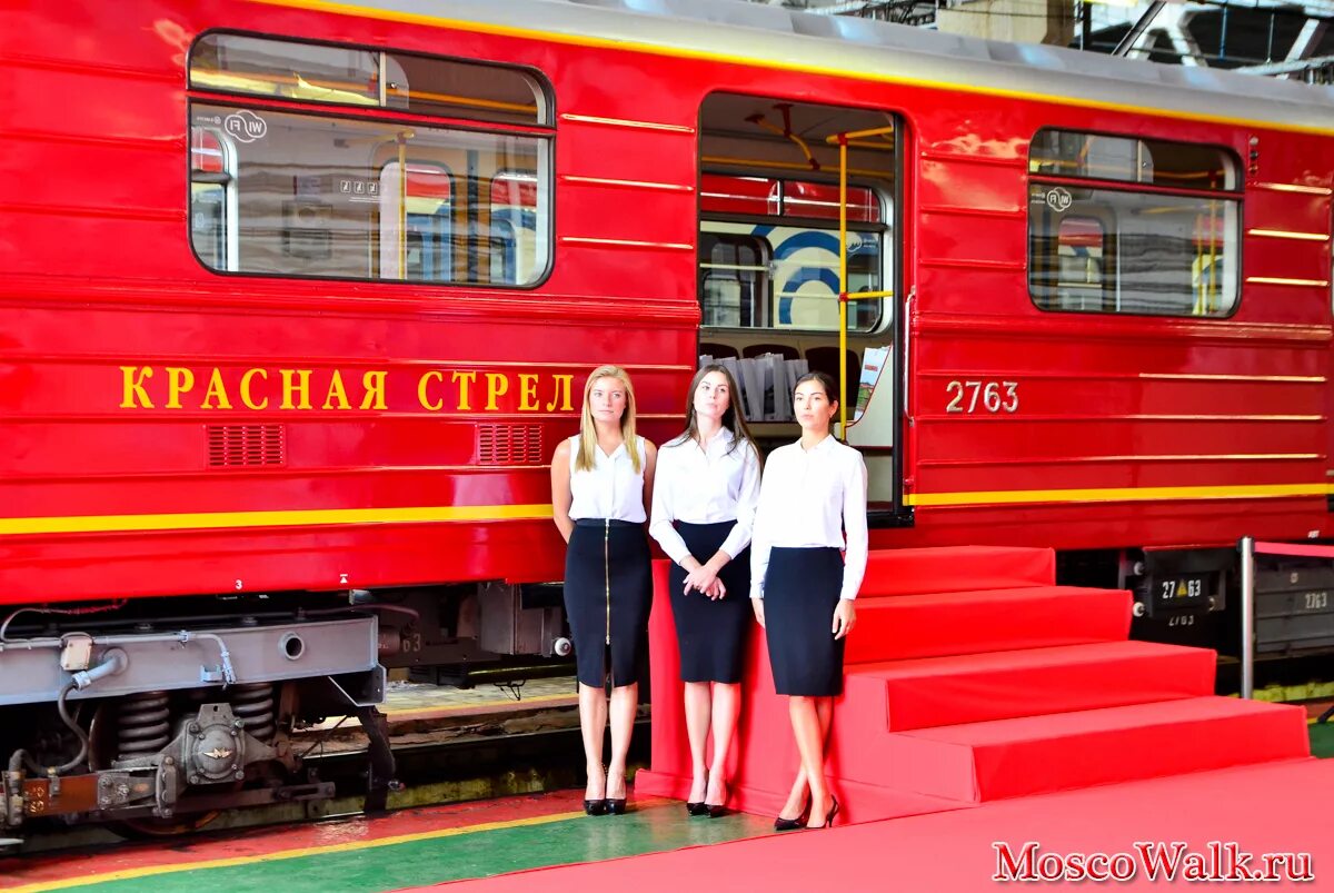 истории поезда москва. метро арбатская 1953. метро москвы 1935 вагон. станция сокольники 1935. красная стрела 1931.