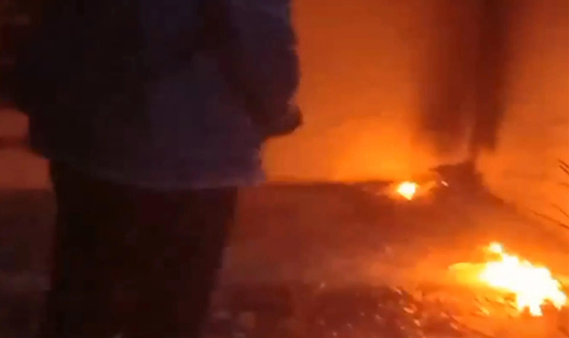 Жжет в том месте. Жжет в том месте