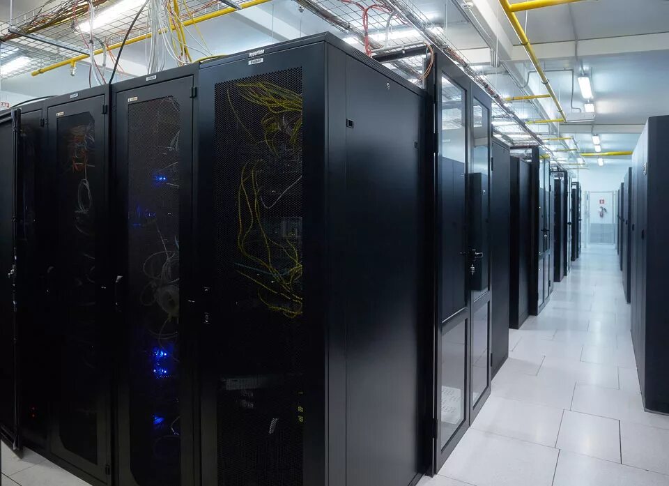 Store data. Цод oxygen. Дата центр мгтс. Store data. Цод вит эра.