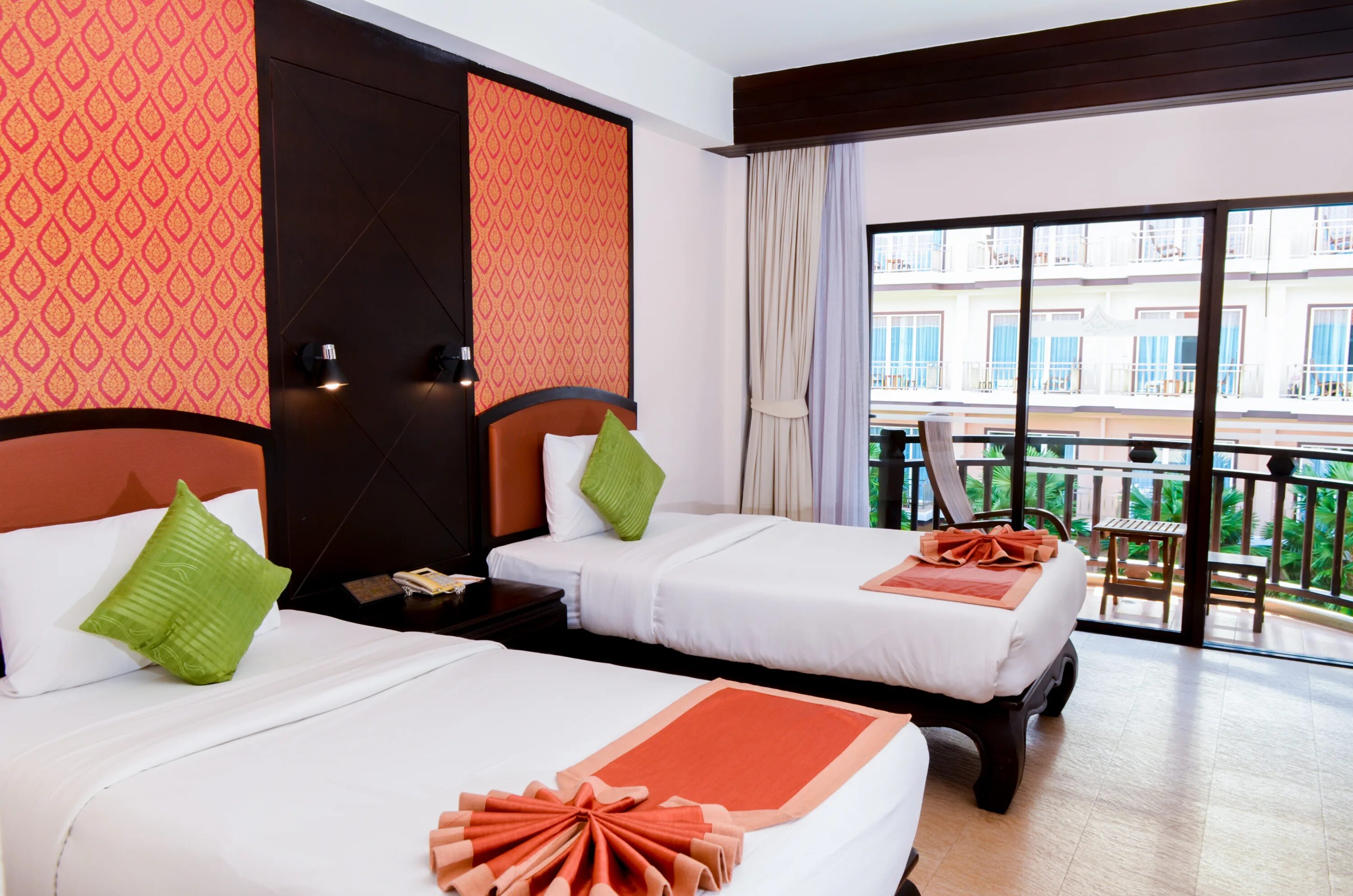 Sunsuri nai harn phuket. Pool view в отеле. Pharaoh azur resort (ex. Отель мовенпик тунис сусс. Напа плаза кипр.