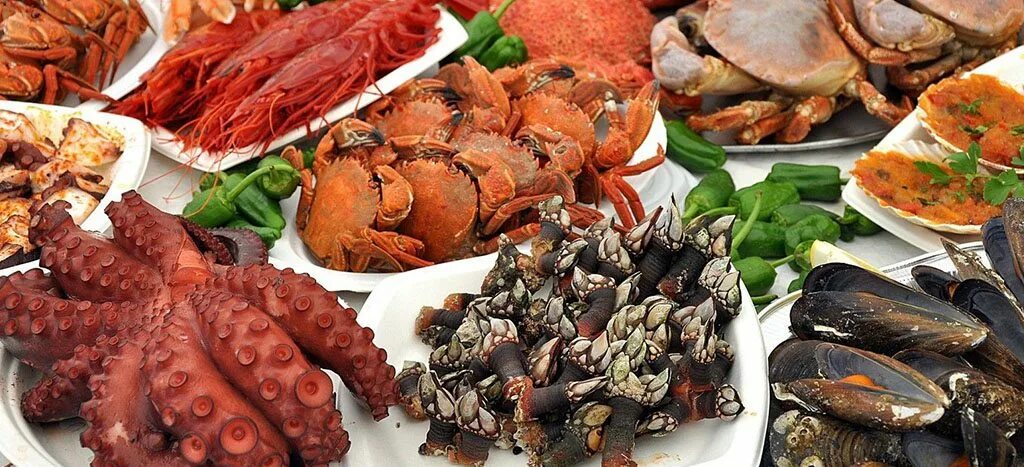 Шарм-Эль-Шейх морепродукты. Морепродукты кушать еда. Кухни Юго-Восточной Азии Сингапур Индонезия морепродукты. Можно ли есть морских гадов в пост