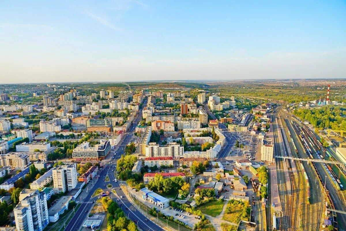 Ти белгород. Белгород 2005 год. Виды Белгорода. Белгород сверху. Белгород население.