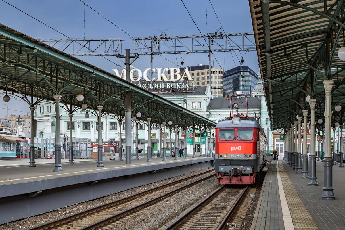 ржд москва брест. брест москва 008. чс4 на станции минск пассажирский. поезд 003б москва-брест. поезд москва брест.