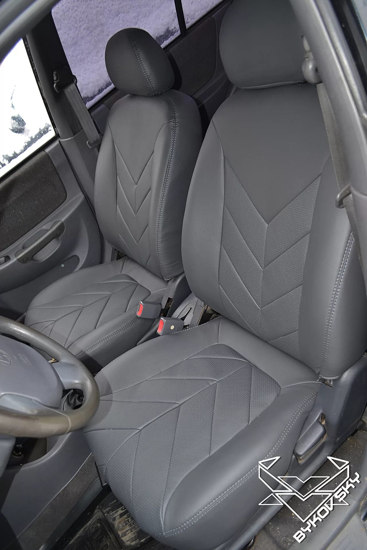 Чехлы accent. Чехлы на хендай акцент тагаз. чехлы автопилот hyundai accent. чехлы на hyundai accent 2. чехлы на хендай акцент 2007.
