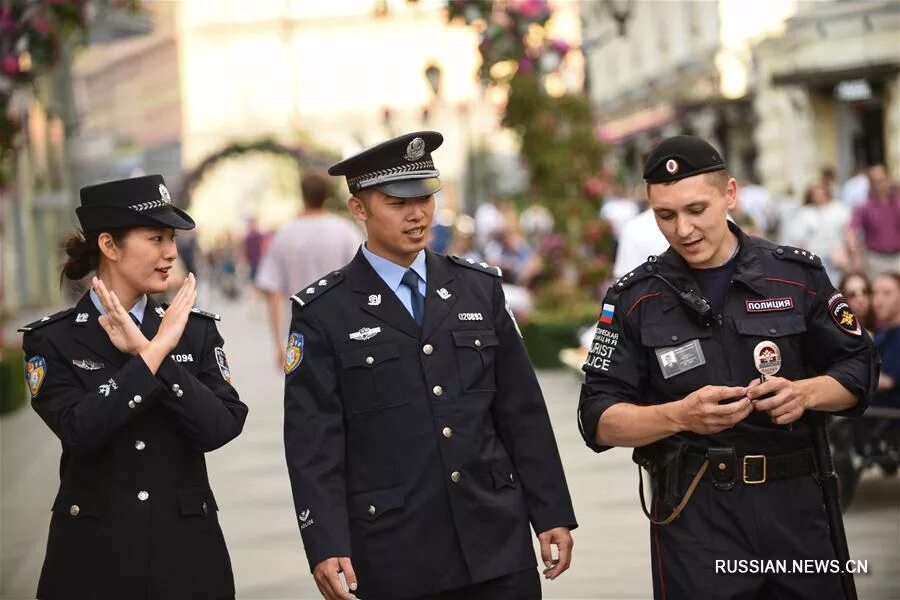 туристическая полиция россии. иностранцы в полиции. туристическая полиция москва. туристическая полиция мвд россии. полиция и иностранные граждане.