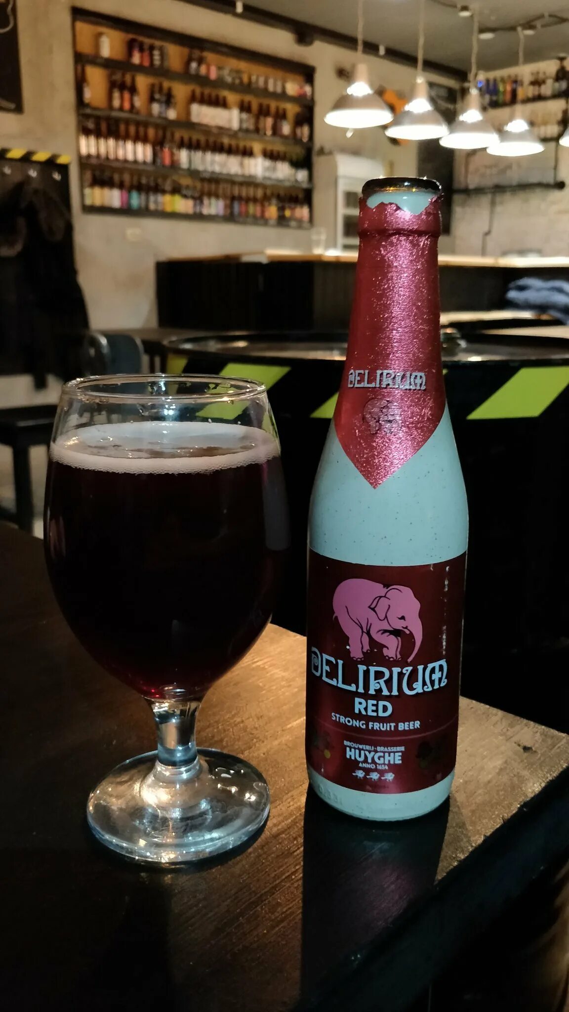 Вишневое пиво бельгия. Вишневый Эль Kriek. Бельгийское Вишневое пиво. Вишневое пиво Belgian Kriek. Бельгийский вишневый Эль Ламбик.