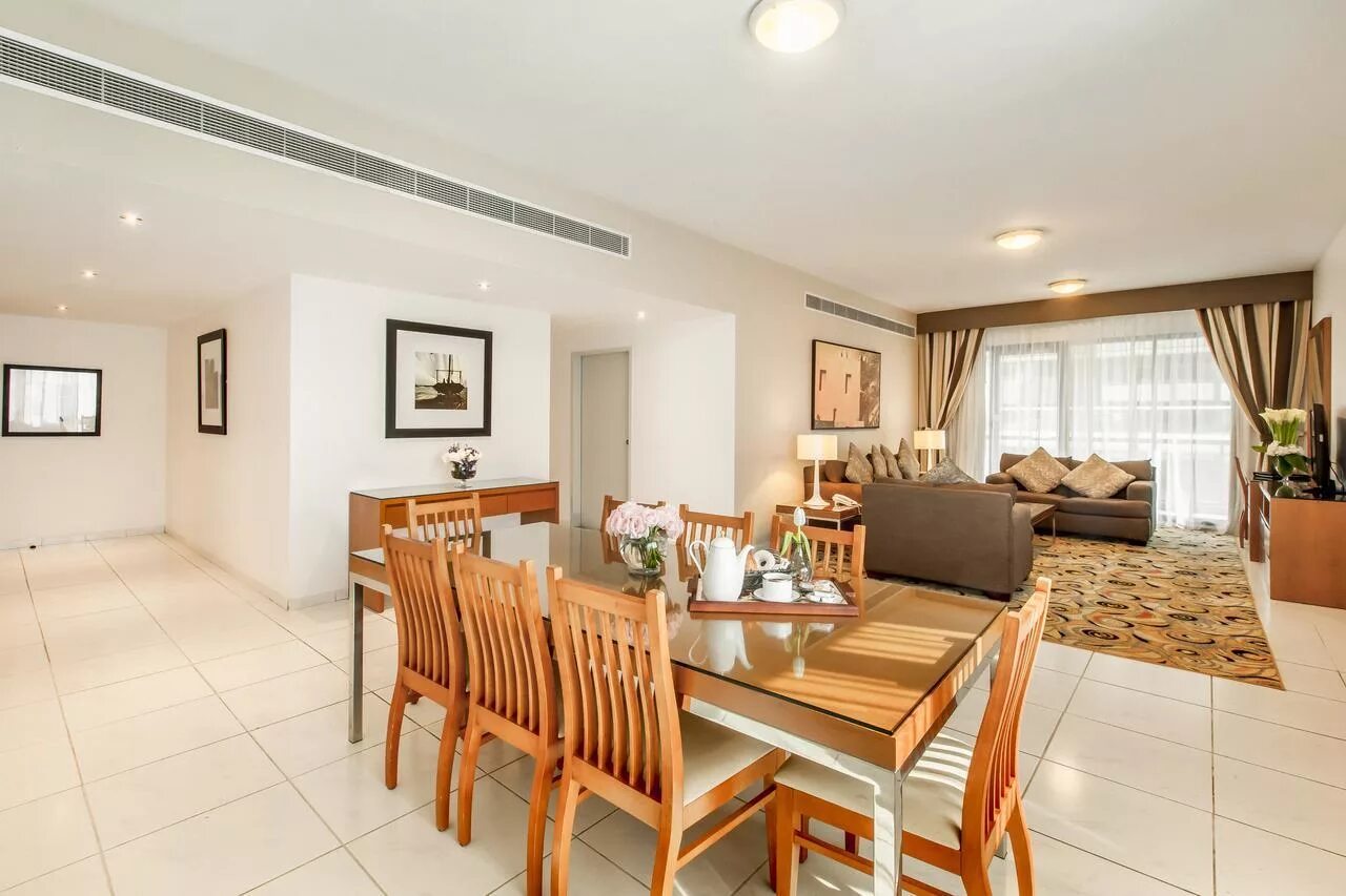 Golden sands apartments dubai. Two seasons hotel and apartments dubai 4*. Golden sands 5 hotel apartments. Golden sands 5 hotel apartments apartment. Golden sands hotel apartments дубай.