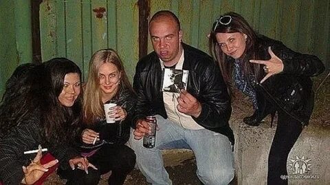 Дом 2 курят