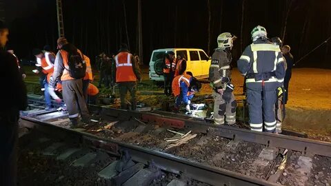 Апрелевка сход электрички