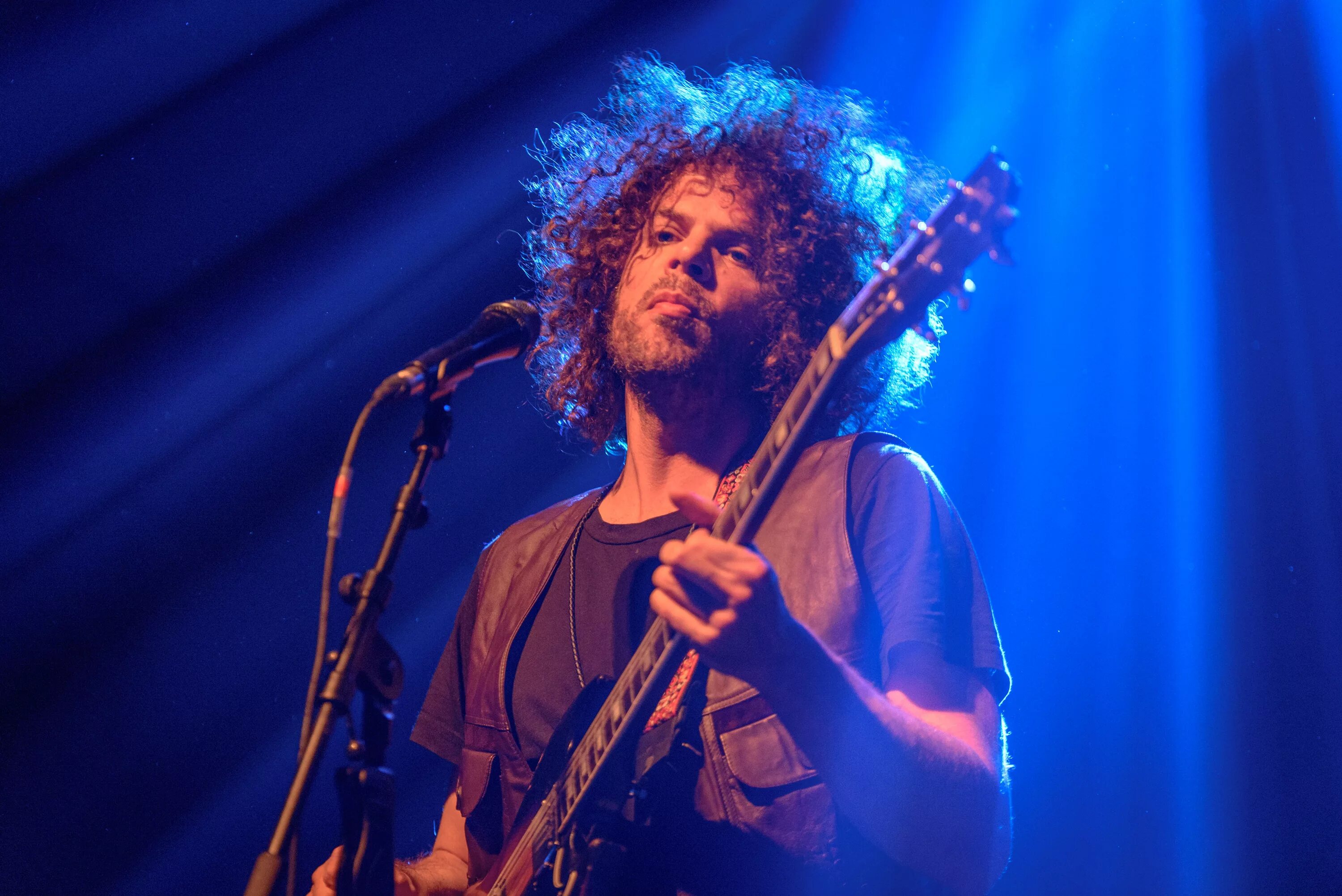 Wolfmother 2006. Wolfmother обложка. Andrew stockdale. Wolfmother joker. Wolfmother обложка.