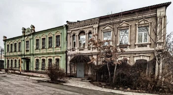 Улица горького 152 донецк. Ул горького 150 донецк днр. Максима горького 41. Г донецк ул горького. Магазины в донецке ростовской.