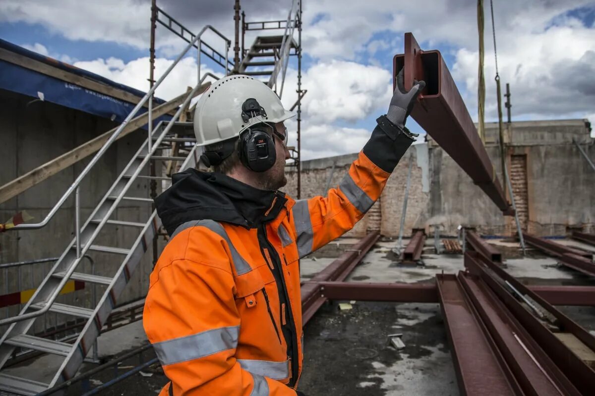 Производственный шум. Шум на стройке. Шум на производстве. Шум от промышленных предприятий. Промышленный шум.