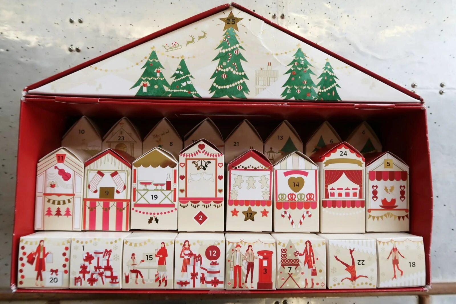 Адвент календарь manyo factory advent calendar 2025. Герхард ланг первый адвент. адвент герлен. адвент календарь герлен 2025. адвент календарь фрау ланг.