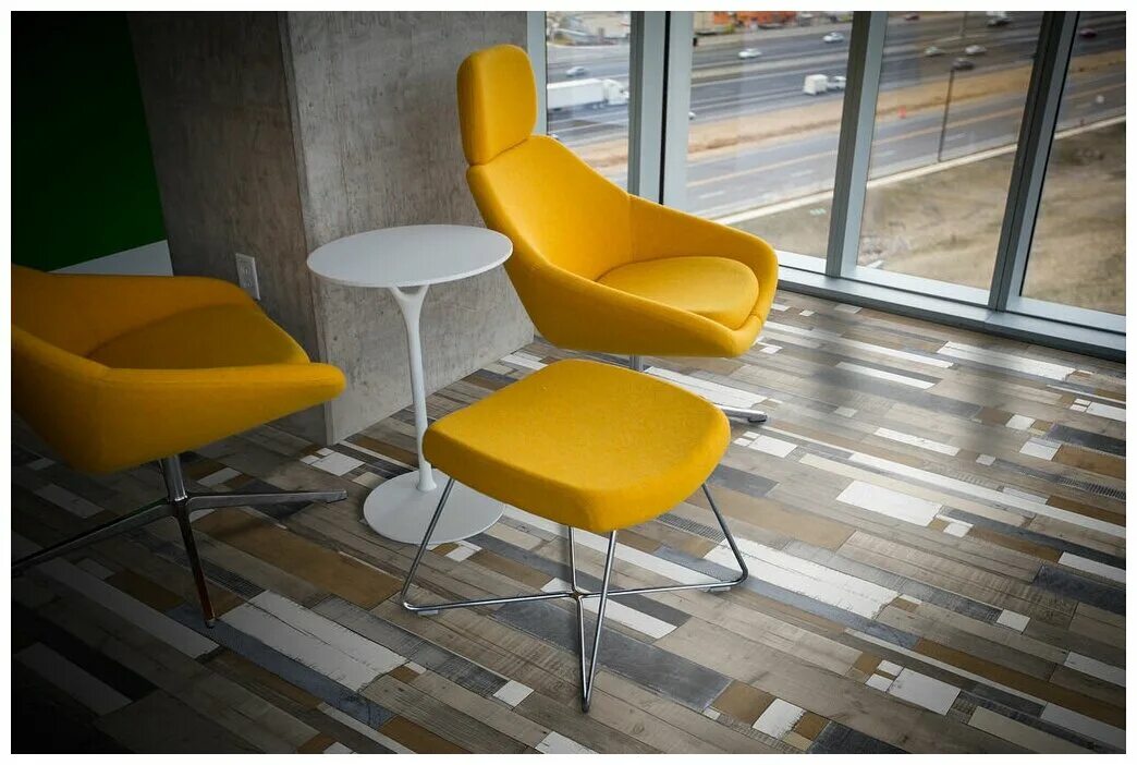 Купить кресло и столик. Дизайнерские стулья. Кресло современное. Современные стулья. Дизайнерские стулья для кухни.