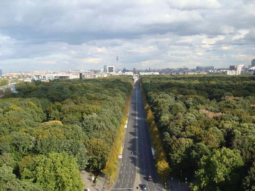 Зеленый город какая область. Берлин самый зеленый город. Самый зеленый город России. Самые зеленые города Германии. Город зеленой Долины.