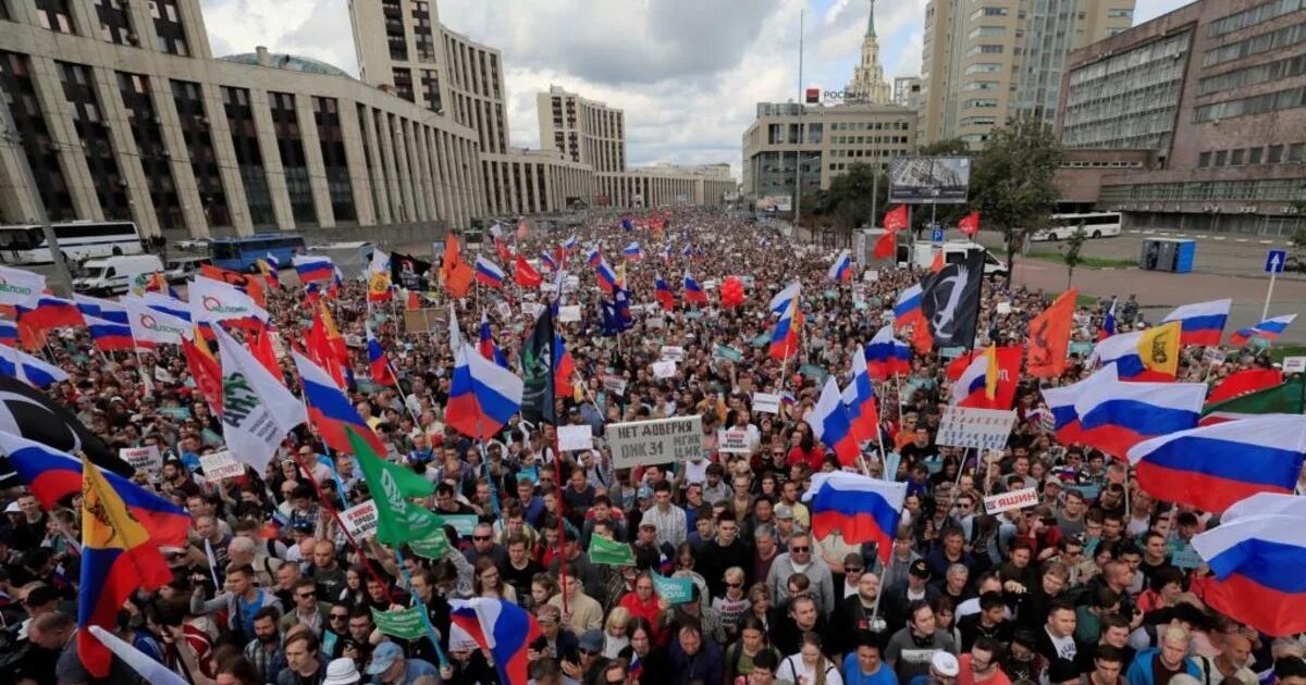 Протесты в Москве 2019 Сахарова. Митинг на проспекте Сахарова. Митинг 10 августа 2019 в Москве. Россия человек. Сми политические события