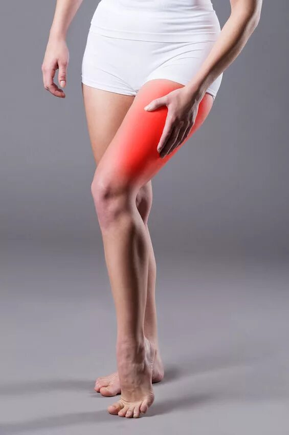 Ноги женщин выше колен. Ноги до колена. Жжение в мышце бедра левой ноги.