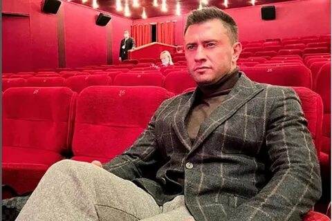Прилучный в роли сутенера