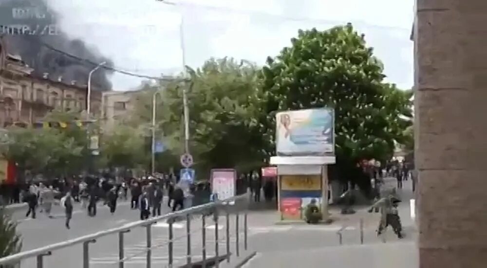 Расстрелянный мариуполь. 9 мая 2014 года. Мариуполь расстрелян. Жители мариуполя. Засилье азиатов в мариуполе.