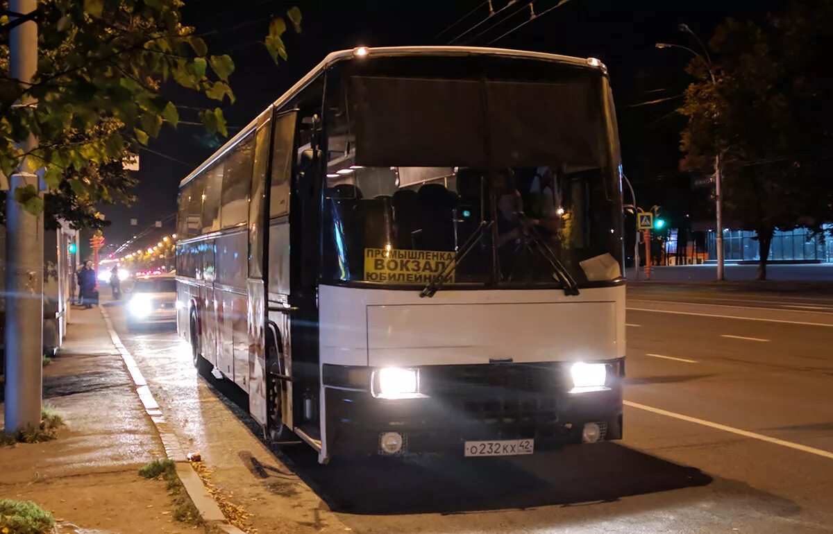 Автобус кемерово плотниково. Автобус Собус. Автобусы Кемерово. Автобус Jonckheere. Кемерово автобус 150.