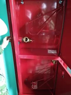 Крепление пожарных шкафов