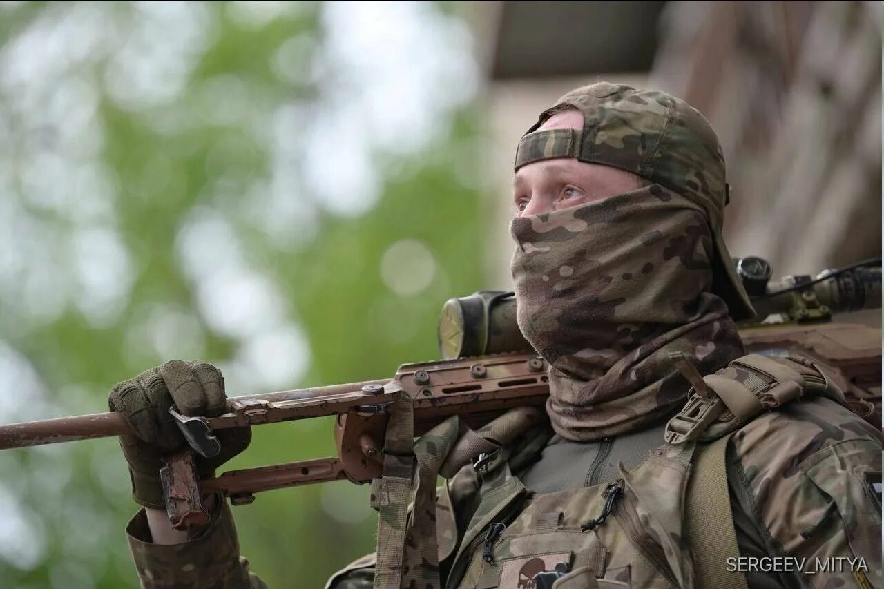 Legion etrangere 2 rei. Снайпер разведчик. Про снайперов разведки. Про снайперов разведки. Про снайперов разведки.