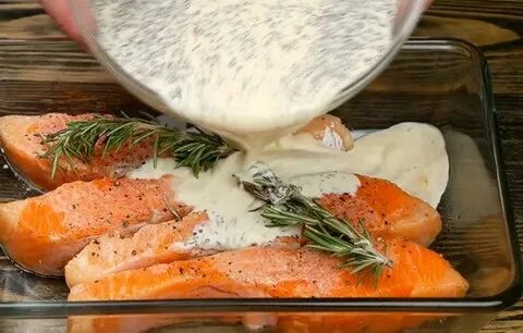 Форель в сливках в духовке с сыром