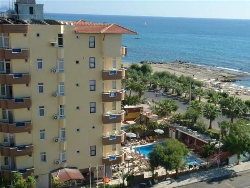 Monart city. Алания Турция отель Монарт Сити. Monart City Hotel 4 Турция. Monart City Hotel 4 **** (Аланья). Semt Luna Beach Hotel 3* (Алания центр).