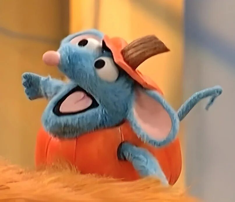 Tutter mouse. Tutter. tutter кто это. mouse tutter meme.