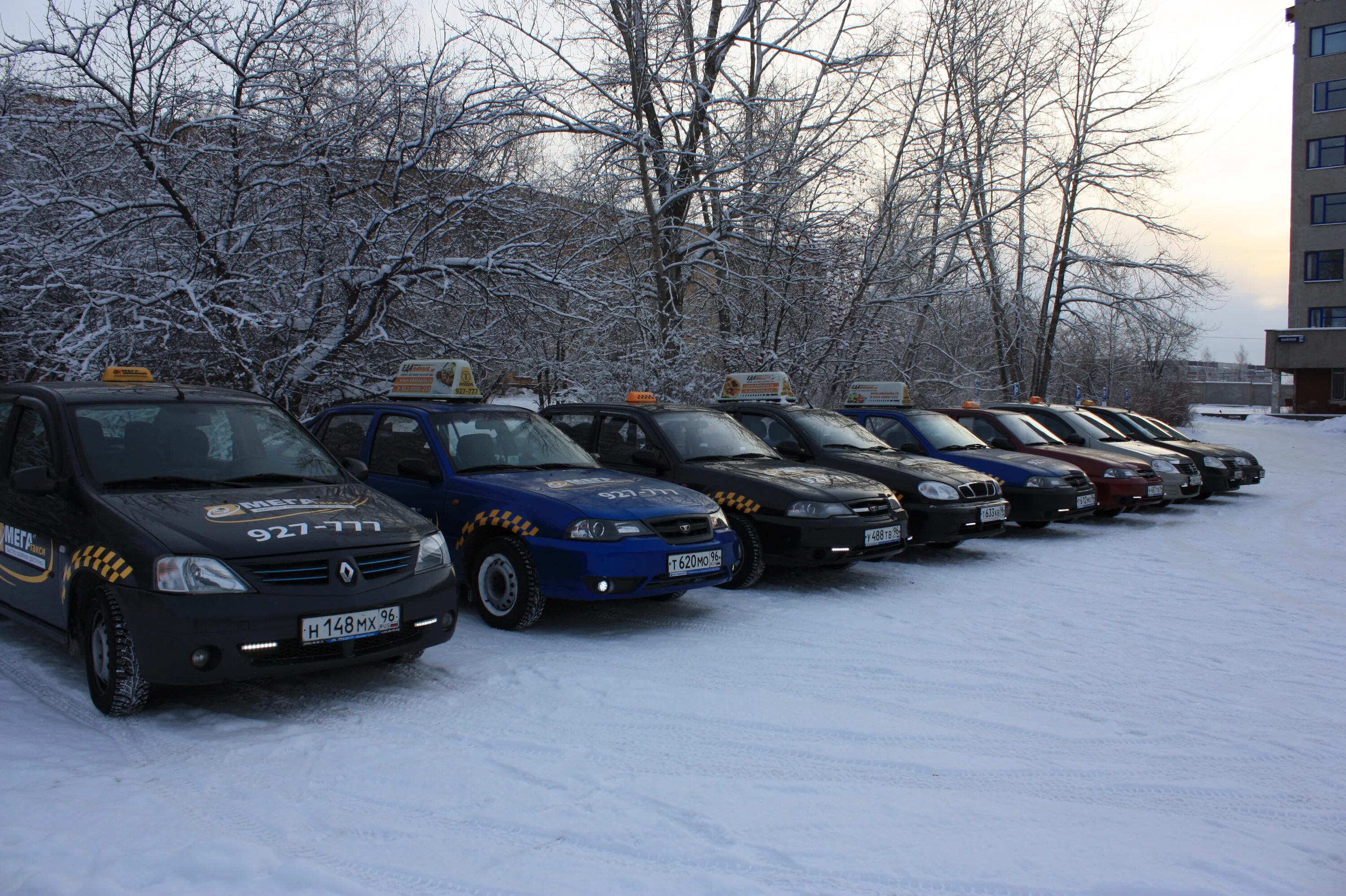 такси нижняя салда