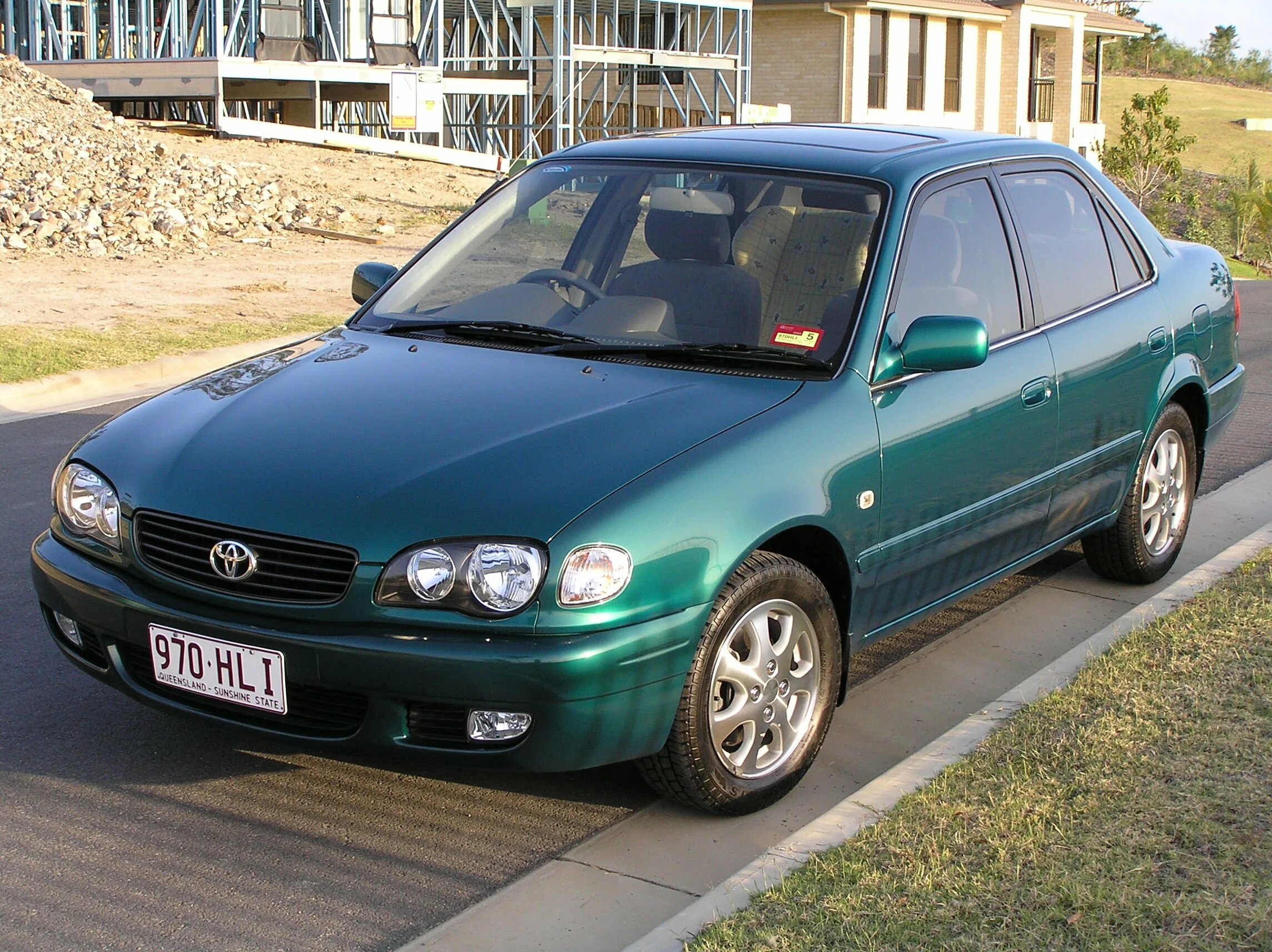 1999 год характеристика. Toyota Corolla 1999 седан. Toyota Corolla e110 седан. Тойота Королла 1999 седан. Тойота Королла 1999г.