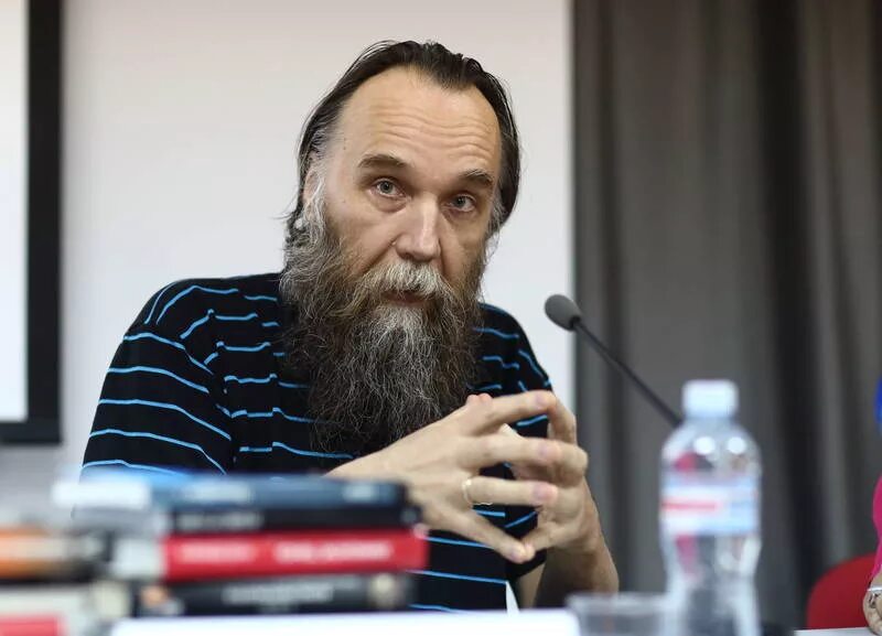 дугин биография