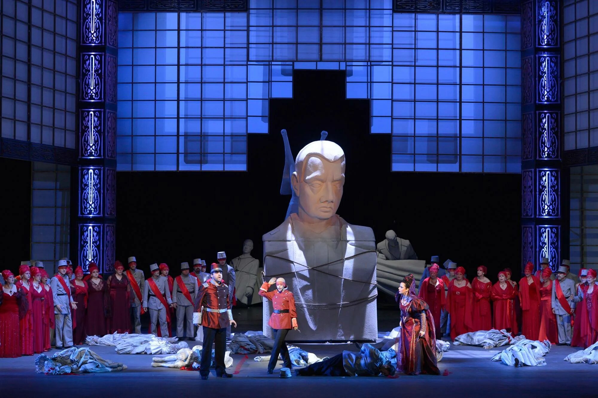 Новая израильская опера. Опера в Тель Авиве. Фото израильская опера. Ария Ричарда из оперы бал маскарад. Театр маска бовари