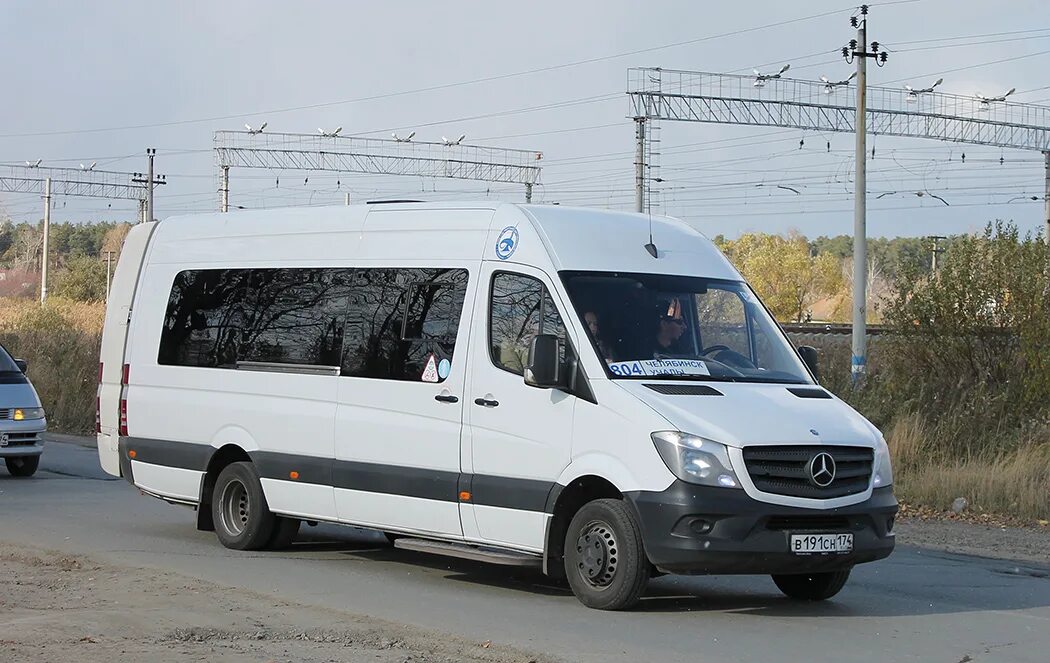 Списанные икарусы в уфе. Автобус увельский. Автобус рождественка увелка. Автобус южноуральск увельский. Автобус увельский.