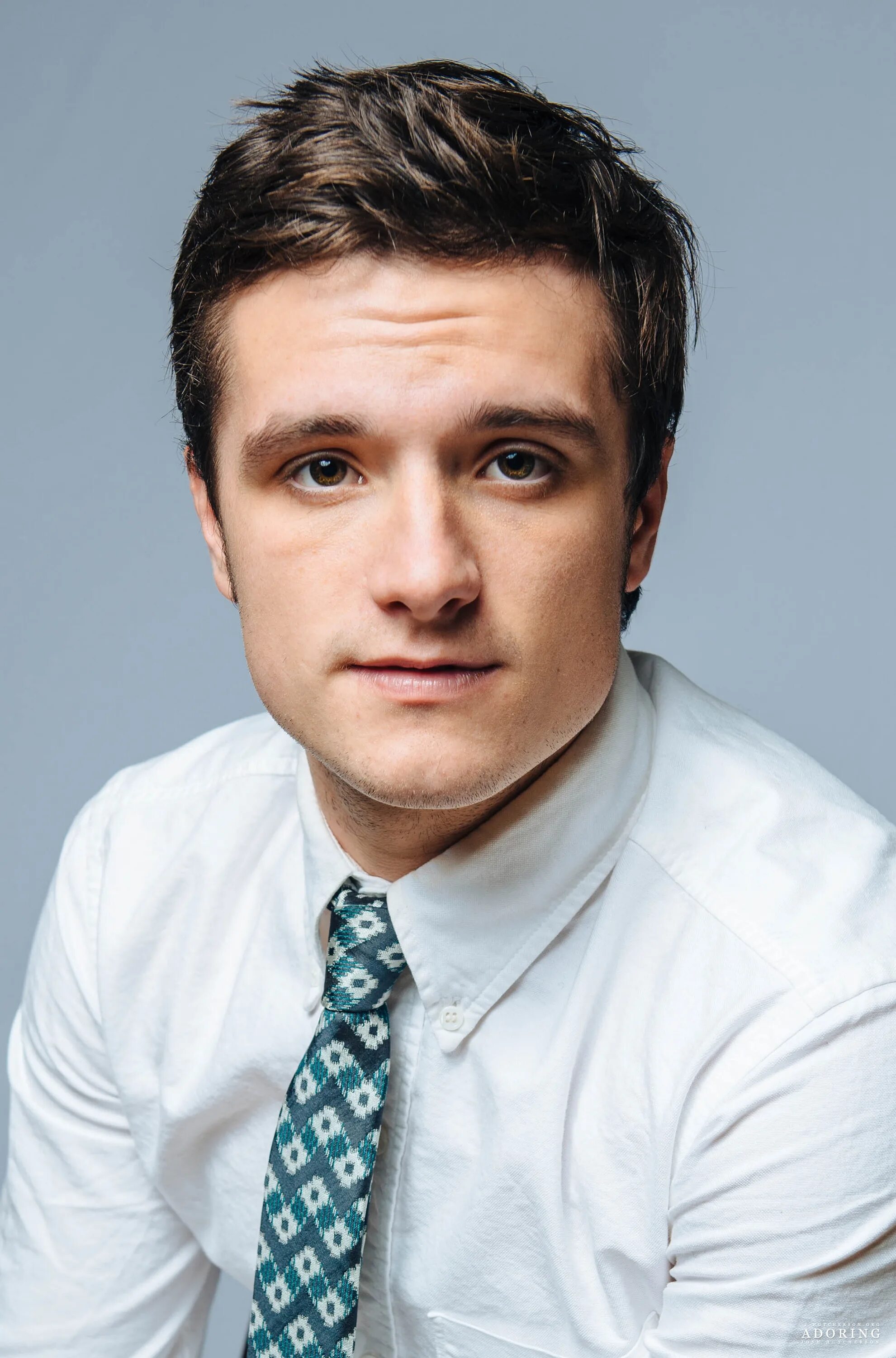 Josh hutcherson. Джош хатчерсон фотосессии. Джош хатчерсон. Джош хатчерсон с длинными волосами. Джошуа райан хатчерсон.