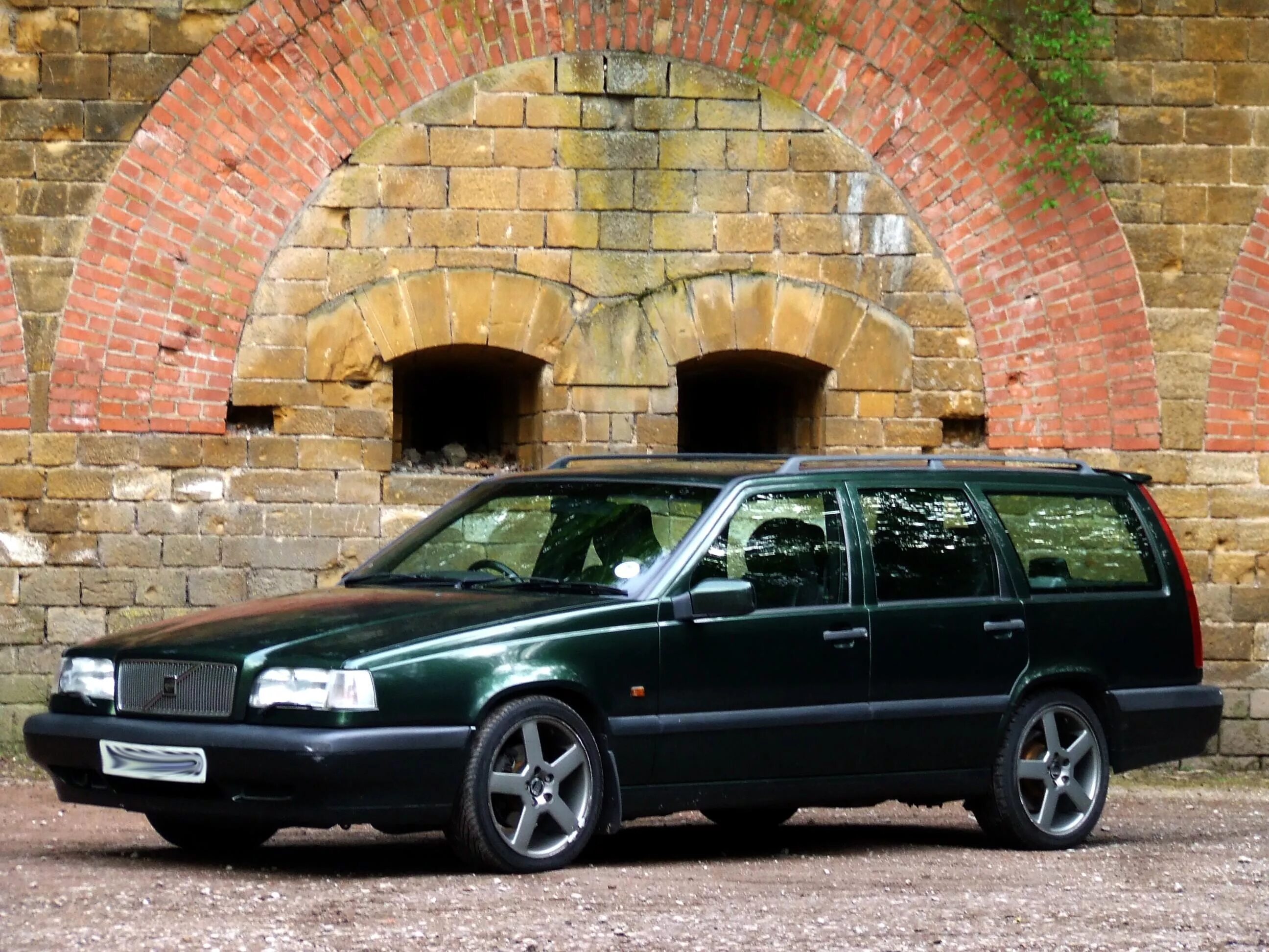 Volvo tune. Volvo 850 универсал. Volvo 850r Wagon. Вольво 850 t5r универсал. Volvo 850 r универсал.